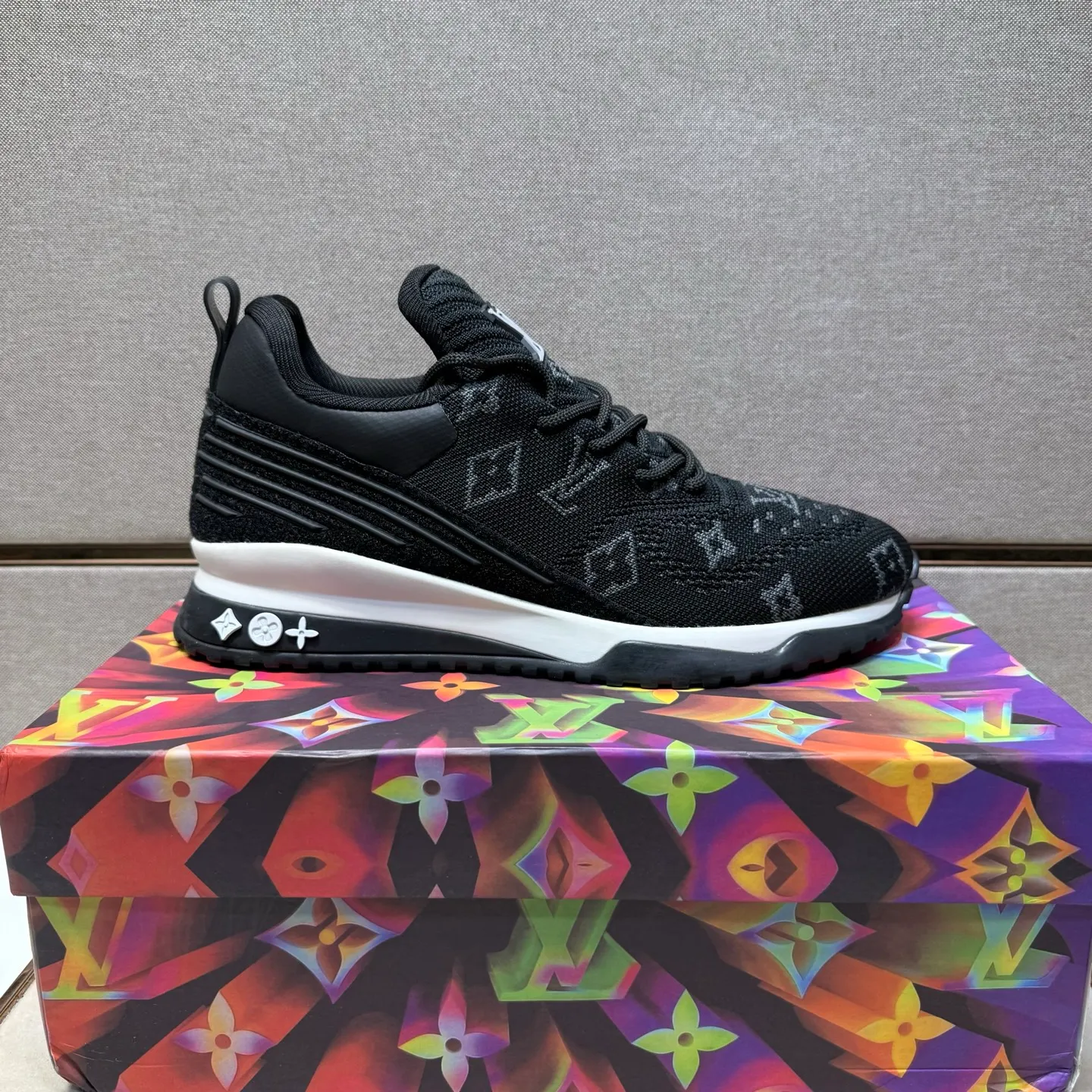 ⬛️Men's shoes 💰p480 [LV～] Men's casual shoes 2025z cabinet sales simultaneously 🔶Size: 38-44 #️⃣ 🔷7 colors🔜The upper is made of multi-material splicing➕Mesh lining, comfortable and breathable, sole: original comfortable and wear-resistant outsole, ⚠️real thing📱photographed🎬real thing is better📢📢📢